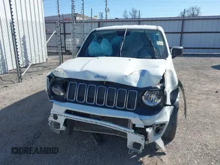 2020 Jeep Renegade Sport with VIN ZACNJAAB7LPL70754, listed as a IAAI auction lot 41506792 with 63,896 mi miles and . Bid and sale history available at carsss.com. Image 6.