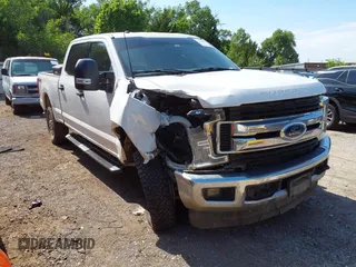 2019 Ford F-250 XL z VIN 1FT7W2B63KEG81657, wystawiony jako IAAI lot #42456087 z przebiegiem 100 375 mil mil oraz . Historia ofert i sprzedaży dostępna na DreamBid. Obrazek 1.