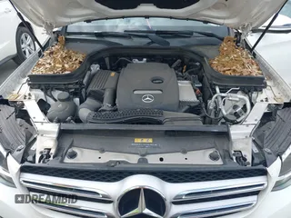 2019 Mercedes-Benz GLC 300 with VIN WDC0G4JB6KV128066, listed as a IAAI auction lot 42099576 with 80,833 mi miles and . Bid and sale history available at DreamBid. Image 10.