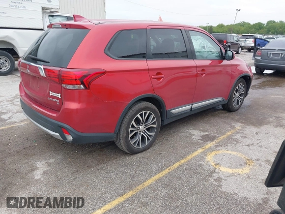 2018 Mitsubishi Outlander SE z VIN JA4AD3A35JZ032324, wystawiony jako IAAI lot #42308789 z przebiegiem 132 966 mil mil oraz . Historia ofert i sprzedaży dostępna na DreamBid. Obrazek 4.