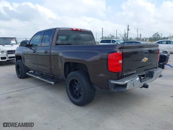 2016 Chevrolet Silverado 1500 LT with VIN 1GCRCREC8GZ180162, listed as a IAAI auction lot 41946432 with 162,090 mi miles. Bid and sale history available at carsss.com. Image 3.