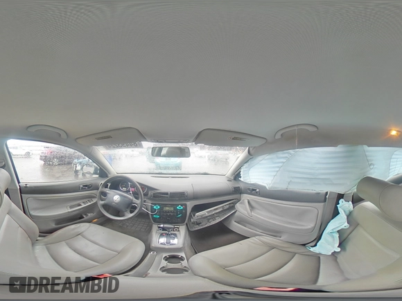 2004 Volkswagen Passat GL with VIN WVWMD63B74P192522, listed as a Copart auction lot 84493224 with 137,689 mi miles and Salvage title. Bid and sale history available at DreamBid. Image 13.