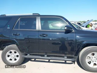 2021 Toyota 4Runner SR5 with VIN JTEEU5JR7M5242390, listed as a IAAI auction lot 42241384 with 43,695 mi miles and . Bid and sale history available at DreamBid. Image 13.