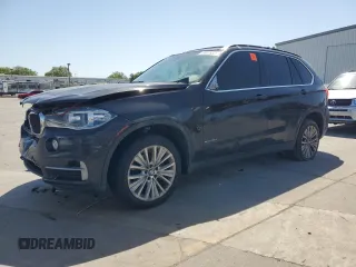 2014 BMW X5 sDrive35i with VIN 5UXKR2C54E0C01720, listed as a Copart auction lot 53075335 with 121,225 mi miles and Clean Title. Bid and sale history available at carsss.com. Image 1.