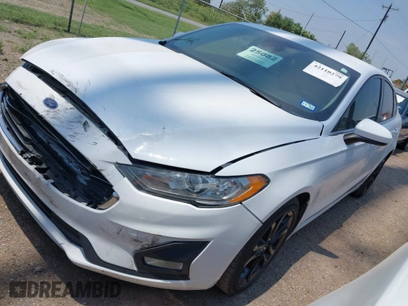 2020 Ford Fusion SE with VIN 3FA6P0HD3LR126389, listed as a IAAI auction lot 42110279 with 51,767 mi miles and . Bid and sale history available at DreamBid. Image 2.