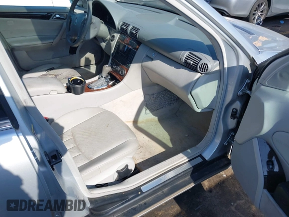 2006 Mercedes-Benz C 280 Luxury with VIN WDBRF54H16A830765, listed as a IAAI auction lot 42176885 with 196,416 mi miles and . Bid and sale history available at DreamBid. Image 5.