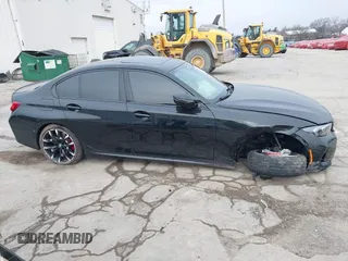 2025 BMW 3 Series M340i xDrive with VIN 3MW69FT02S8F00519, listed as a IAAI auction lot 41150515 with 715 mi miles. Bid and sale history available at carsss.com. Image 13.