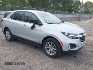 2022 Chevrolet Equinox LT with VIN 3GNAXKEV5NL102914, listed as a IAAI auction lot 41971296 with 69,413 mi miles. Bid and sale history available at carsss.com. Image 1.