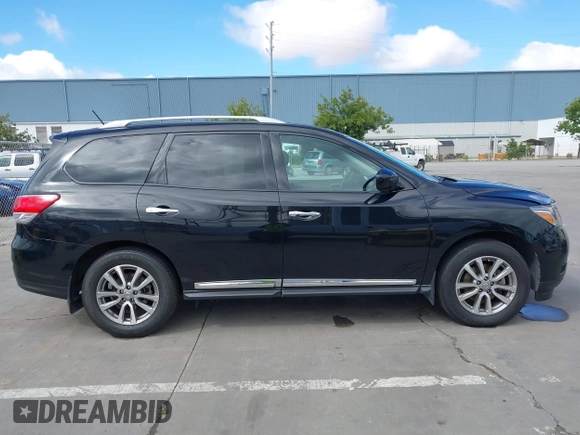 2015 Nissan Pathfinder SV with VIN 5N1AR2MN7FC682812, listed as a IAAI auction lot 42258264 with 74,495 mi miles and . Bid and sale history available at DreamBid. Image 14.