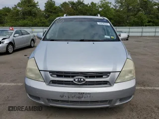 2007 Kia Sedona with VIN KNDMB133076135686, listed as a Copart auction lot 61406634 with 121,909 mi miles and Non Repairable. Bid and sale history available at carsss.com. Image 5.