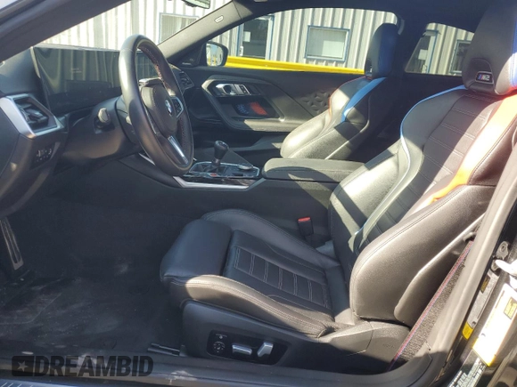 2023 BMW M2 z VIN 3MF13DM07P8D63938, wystawiony jako Copart lot #79582414 z przebiegiem 9 552 mil mil oraz Szkoda całkowita • Salvage title. Historia ofert i sprzedaży dostępna na DreamBid. Obrazek 7.