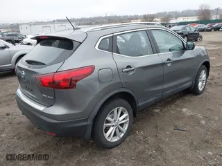 2018 Nissan Rogue Sport S with VIN JN1BJ1CR0JW290814, listed as a IAAI auction lot 41840080 with 90,018 mi miles. Bid and sale history available at carsss.com. Image 4.