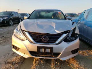 2017 Nissan Altima S with VIN 1N4AL3APXHN334520, listed as a Copart auction lot 45283124 with 111,381 mi miles and Salvage Title. Bid and sale history available at DreamBid. Image 5.