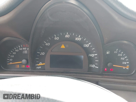 2004 Mercedes-Benz C 230 Kompressor z VIN WDBRN40JX4A612553, wystawiony jako IAAI lot #42255269 z przebiegiem Nie podano mil oraz . Historia ofert i sprzedaży dostępna na DreamBid. Obrazek 7.