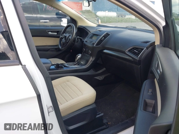 2017 Ford Edge SE z VIN 2FMPK3G92HBC16159, wystawiony jako IAAI lot #42057245 z przebiegiem 102 268 mil mil oraz . Historia ofert i sprzedaży dostępna na DreamBid. Obrazek 5.