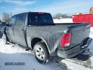 2013 Ram 1500 Express z VIN 1C6RR7KT5DS692688, wystawiony jako IAAI lot #41315199 z przebiegiem 216 438 mil mil oraz . Historia ofert i sprzedaży dostępna na DreamBid. Obrazek 3.