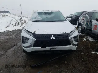 2024 Mitsubishi Eclipse Cross ES z VIN JA4ATUAA2RZ619549, wystawiony jako Copart lot #53092655 z przebiegiem 24 199 mil mil oraz Szkoda całkowita • Salvage title. Historia ofert i sprzedaży dostępna na DreamBid. Obrazek 5.
