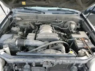 2004 Toyota Tundra Limited with VIN 5TBRT38124S453545, listed as a Copart auction lot 84268374 with 331,135 mi miles and Clean title. Bid and sale history available at DreamBid. Image 13.