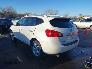 2013 Nissan Rogue SL with VIN JN8AS5MVXDW618984, listed as a IAAI auction lot 41793123 with 182,157 mi miles and . Bid and sale history available at DreamBid. Image 3.