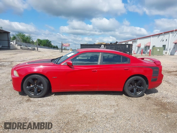 2013 Dodge Charger RT with VIN 2C3CDXCT7DH647923, listed as a IAAI auction lot 41934831 with 136,015 mi miles. Bid and sale history available at carsss.com. Image 15.