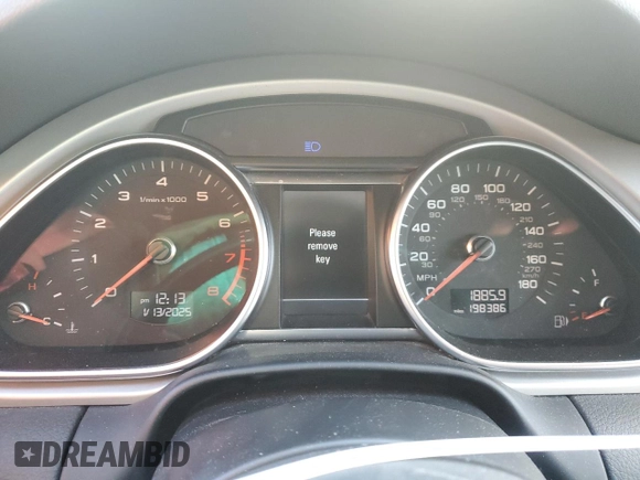 2015 Audi Q7 3.0T S line Prestige with VIN WA1DGAFE1FD019934, listed as a Copart auction lot 88426275 with 198,386 mi miles and Salvage Title. Bid and sale history available at carsss.com. Image 9.