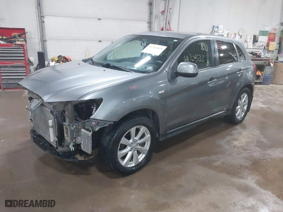 2013 Mitsubishi Outlander Sport ES with VIN 4A4AR3AU1DE022605, listed as a IAAI auction lot 41704533 with 71,922 mi miles. Bid and sale history available at carsss.com. Image 2.