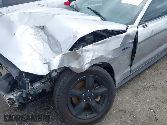 2017 Ford Mustang V6 с VIN 1FA6P8AM2H5236742, выставлен на аукционе IAAI как лот 41816173 с пробегом 104 337 миль миль и . История ставок и продаж доступна на DreamBid. Изображение 18.