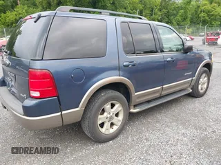 2004 Ford Explorer z VIN 1FMZU84W64UB21831, wystawiony jako IAAI lot #42585205 z przebiegiem 150 392 mil mil oraz . Historia ofert i sprzedaży dostępna na DreamBid. Obrazek 4.
