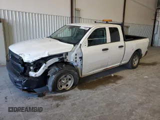 2021 Ram 1500 Tradesman z VIN 1C6RR6FG3MS563615, wystawiony jako Copart lot #47179585 z przebiegiem 57 348 mil mil oraz Szkoda całkowita • Salvage title. Historia ofert i sprzedaży dostępna na DreamBid. Obrazek 1.