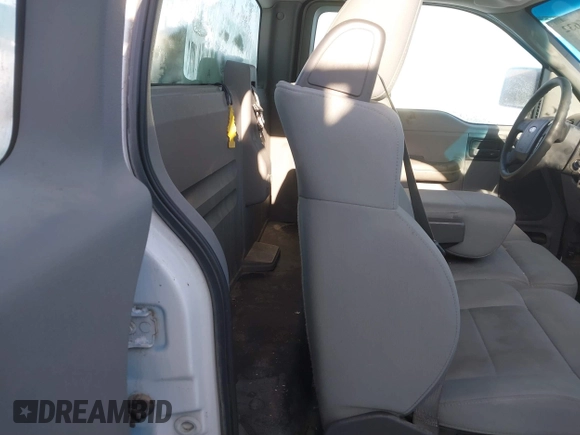 2007 Ford F-150 XL с VIN 1FTRF14W37KA94092, выставлен на аукционе IAAI как лот 41566632 с пробегом 263 211 миль миль и . История ставок и продаж доступна на DreamBid. Изображение 8.