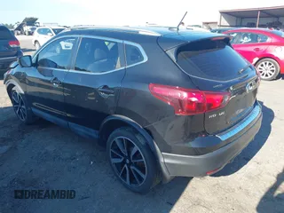 2017 Nissan Rogue SL z VIN JN1BJ1CR5HW101326, wystawiony jako IAAI lot #42198432 z przebiegiem 92 227 mil mil oraz . Historia ofert i sprzedaży dostępna na DreamBid. Obrazek 3.