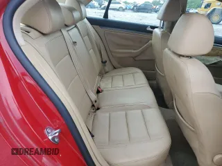 2008 Volkswagen Jetta SE z VIN 3VWRM71K38M014484, wystawiony jako Copart lot #60984555 z przebiegiem 164 334 mil mil oraz Szkoda całkowita • Salvage title. Historia ofert i sprzedaży dostępna na DreamBid. Obrazek 10.