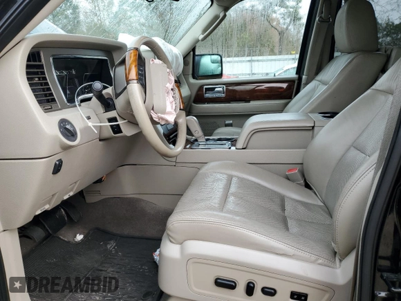 2013 Lincoln Navigator z VIN 5LMJJ3J56DEL00981, wystawiony jako Copart lot #84135504 z przebiegiem 143 193 mil mil oraz Szkoda całkowita • Salvage title. Historia ofert i sprzedaży dostępna na DreamBid. Obrazek 7.