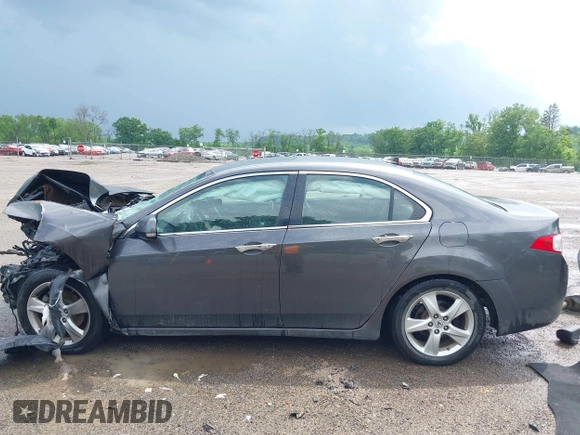 2010 Acura TSX with VIN JH4CU2F64AC026415, listed as a IAAI auction lot 42451268 with 260,415 mi miles and . Bid and sale history available at DreamBid. Image 15.