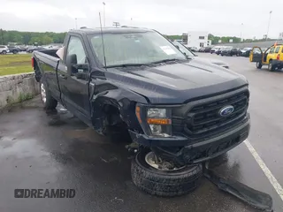 2023 Ford F-150 z VIN 1FTNF1C85PKD68717, wystawiony jako IAAI lot #41517107 z przebiegiem 18 748 mil mil oraz . Historia ofert i sprzedaży dostępna na DreamBid. Obrazek 1.