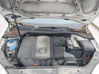2008 Volkswagen Jetta SE with VIN 3VWRZ81K08M093880, listed as a IAAI auction lot 42273895 with 266,962 mi miles and . Bid and sale history available at DreamBid. Image 10.