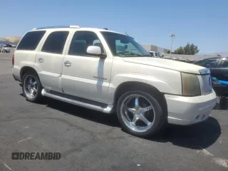 2005 Cadillac Escalade z VIN 1GYEC63T25R181430, wystawiony jako Copart lot #60573205 z przebiegiem 226 012 mil mil oraz Czysty tytuł • Clean title. Historia ofert i sprzedaży dostępna na DreamBid. Obrazek 4.
