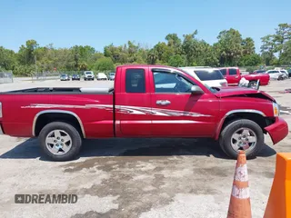 2006 Dodge Dakota SLT with VIN 1D7HE42K96S570558, listed as a IAAI auction lot 42016089 with 144,365 mi miles and . Bid and sale history available at carsss.com. Image 13.