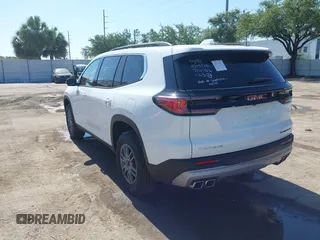 2025 GMC Acadia FWD Elevation z VIN 1GKENKRS5SJ155605, wystawiony jako IAAI lot #42322717 z przebiegiem 3508 mil mil oraz . Historia ofert i sprzedaży dostępna na DreamBid. Obrazek 3.