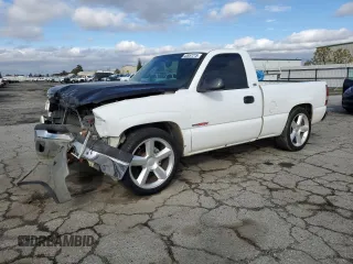 2005 Chevrolet Silverado 1500 LS with VIN 1GCEC14V55Z243394, listed as a Copart auction lot 43957215 with 114,792 mi miles and Salvage title. Bid and sale history available at DreamBid. Image 1.