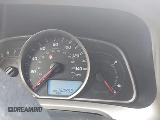 2015 Toyota RAV4 LE z VIN JTMBFREV0FD145315, wystawiony jako IAAI lot #42139482 z przebiegiem 130 953 mil mil oraz . Historia ofert i sprzedaży dostępna na DreamBid. Obrazek 7.