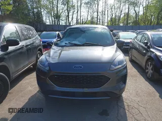 2021 Ford Escape SE z VIN 1FMCU9G66MUA11210, wystawiony jako IAAI lot #42205135 z przebiegiem 35 165 mil mil oraz . Historia ofert i sprzedaży dostępna na DreamBid. Obrazek 12.