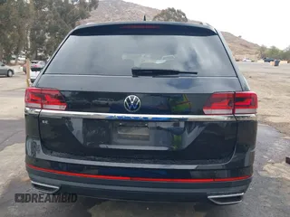 2022 Volkswagen Atlas SE with VIN 1V2DP2CA5NC554636, listed as a IAAI auction lot 41500393 with 38,491 mi miles and . Bid and sale history available at DreamBid. Image 17.
