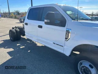 2022 Ford F-350 XL with VIN 1FD8W3HT5NEE12597, listed as a Copart auction lot 87929005 with 69,996 mi miles and Clean Title. Bid and sale history available at DreamBid. Image 5.