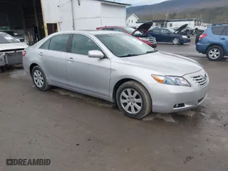 2008 Toyota Camry LE with VIN 4T1BE46KX8U772869, listed as a IAAI auction lot 42006306 with 189,122 mi miles. Bid and sale history available at carsss.com. Image 1.