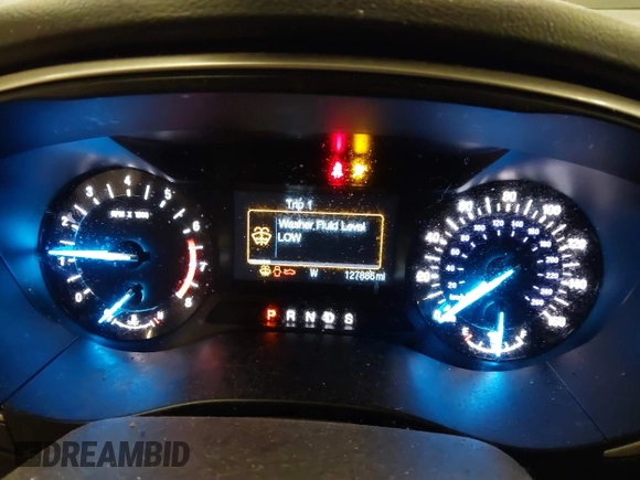 2015 Ford Fusion SE with VIN 1FA6P0H7XF5124074, listed as a IAAI auction lot 41658822 with 127,886 mi miles and . Bid and sale history available at carsss.com. Image 7.