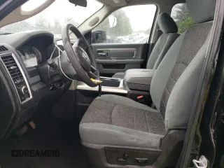 2019 Ram 1500 SLT z VIN 1C6RR7GG3KS717726, wystawiony jako Copart lot #57095235 z przebiegiem 35 432 mil mil oraz Czysty tytuł • Clean title. Historia ofert i sprzedaży dostępna na DreamBid. Obrazek 7.