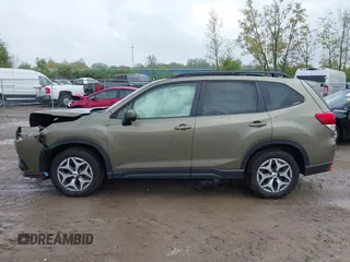 2024 Subaru Forester Premium z VIN JF2SKADC2RH503185, wystawiony jako IAAI lot #42178360 z przebiegiem 23 250 mil mil oraz . Historia ofert i sprzedaży dostępna na DreamBid. Obrazek 14.