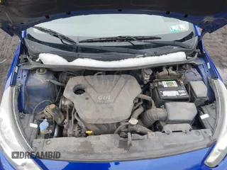 2013 Hyundai Accent SE z VIN KMHCU5AE2DU061871, wystawiony jako IAAI lot #41572034 z przebiegiem 147 924 mil mil oraz . Historia ofert i sprzedaży dostępna na DreamBid. Obrazek 10.
