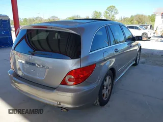 2006 Mercedes-Benz R-Class 3.5L with VIN 4JGCB65E26A014057, listed as a IAAI auction lot 41099382 with 1 mi miles. Bid and sale history available at carsss.com. Image 4.